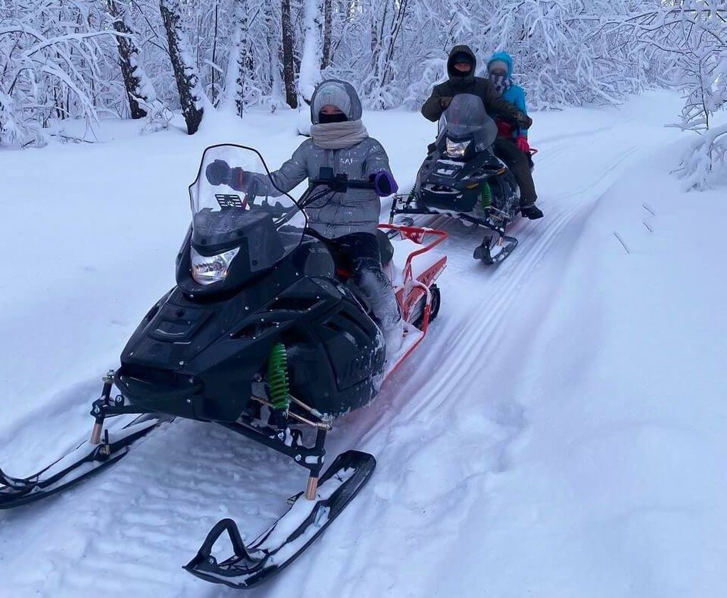 Покататься на снегоходах в пригороде Тюмени. Сайт snegohod1.ru